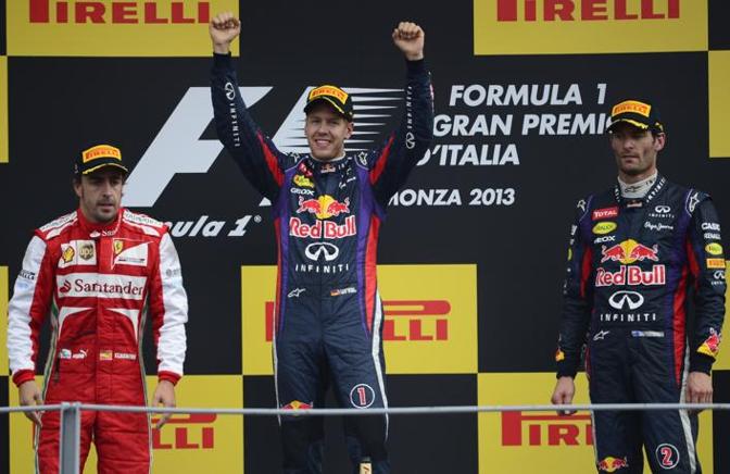 Il podio con Alonso (2), Vettel (1) e Webber (3). Afp